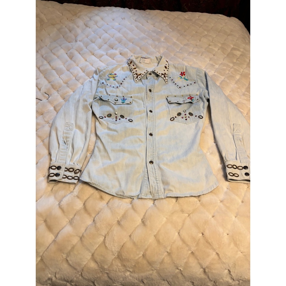 Vintage Light Wash Denim Western Shirt Floral Embroidery Rhinestone Studded L - Picture 2 of 11
